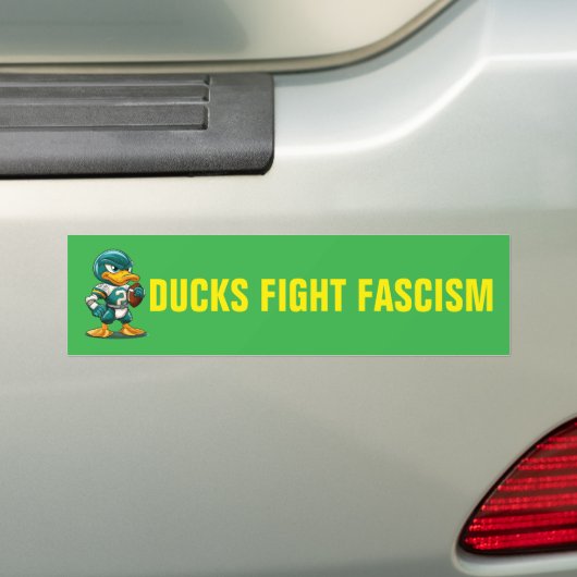 DUCKS FIGHT FASCISM BUMPERSTICKER (Op auto)