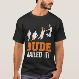 Dude genageld Het Schattige Basketbal Game Ball S T-shirt
