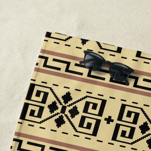 Dudeism Cowichan Pattern Beach Towel Strandlaken (In situ)
