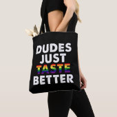 Dudes proeven gewoon beter gay pride cadeau idee tote bag (Dichtbij)