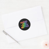 Dudes proeven gewoon betere regenboog Gay Pride LG Ronde Sticker (Envelop)