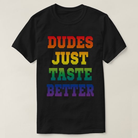 Dudes smaakt gewoon beter Essential T-Shirt (Design voorkant)