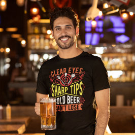 Duidelijke ogen Scherpe tips Koud bier kan Dart ni T-shirt