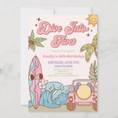 Duik in vijf groovy retro 5e verjaardagsfeestje kaart (Voorkant)