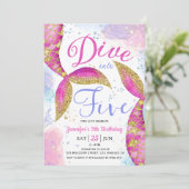 Duik in Vijf Meisje Roze 5e Verjaardagsfeestje Kaart (Staand voorkant)