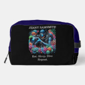 Duik. Lach. Verkennen. Scuba avonturen! Toilettasje (Achterkant)