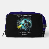 Duik meer, maak je minder zorgen: Scuba Fun! Toilettasje (Achterkant)