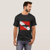 Duikers onder haaienduikvlag t-shirt (Voorkant volledig)