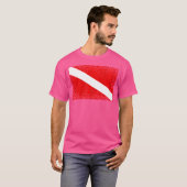 Duikvlag versleten duiken t-shirt (Voorkant volledig)