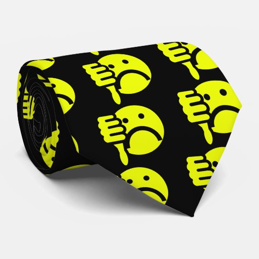 Duimt naar beneden stropdas (Opgerold)