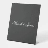 Duin Elegant Minimalist Modern