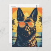Duits-herder met zonnebril op een strand briefkaart (Voorkant / Achterkant)