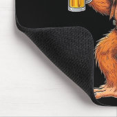 Duitse Bigfoot Sasquatch Beer Lederhose Funny _1 Muismat (Hoek)