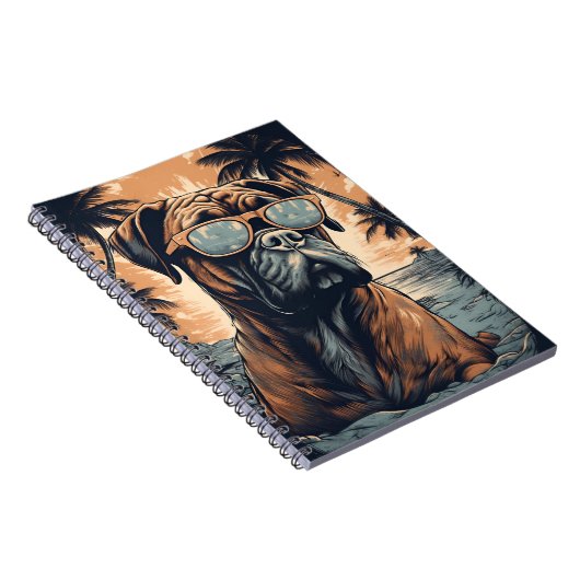 Duitse Boxer met zonnebril op een tropisch strand Notitieboek (Rechterzijde)