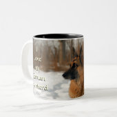 Duitse herder Laying in the Snow Photo Tweekleurige Koffiemok (Voorkant links)