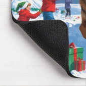 Duitse herder loopt in de sneeuw met kerst Pet Muismat (Hoek)