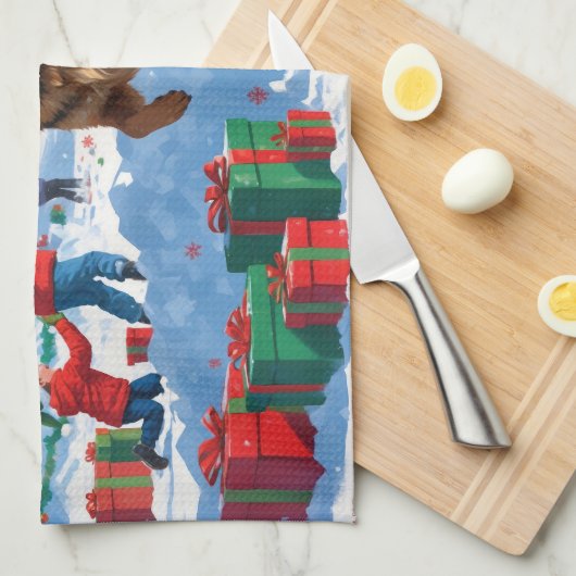 Duitse herder loopt in de sneeuw met kerst Pet Theedoek (Quarter Fold)