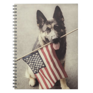 Duitse herder met Amerikaanse vlag Notitieboek