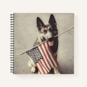 Duitse herder met Amerikaanse vlag Notitieboek