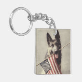 Duitse herder met Amerikaanse vlag Sleutelhanger (Voorkant Links)