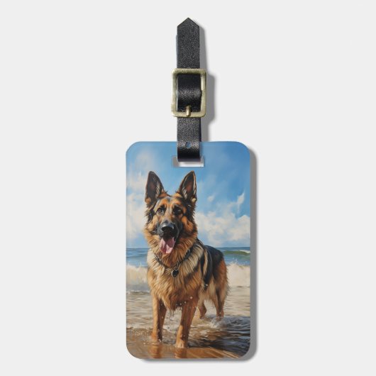 Duitse herder op het strand bagagelabel (Voorkant verticaal)
