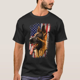 Duitse herderpatriottische Amerikaanse vlag : 4e v T-shirt