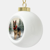 Duitse herdershond in sneeuw Kerstmis Keramische Bal Ornament (Rechts)
