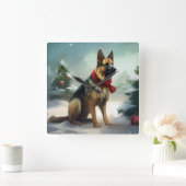 Duitse herdershond in sneeuw Kerstmis Vierkante Klok (Huis)