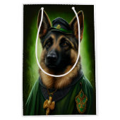 Duitse herdershond in St. Patrick's Day Dress Medium Cadeauzakje (Voorkant)