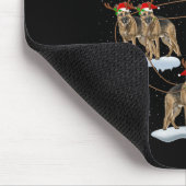 Duitse Herdershond Kerstman slee flying grappige C Muismat (Hoek)
