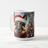 Duitse Herdershond met Kerstmannenhoed en Sjaal Koffiemok (Voorkant links)