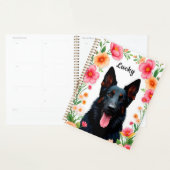 Duitse herdershond omringd door levendige bloemen planner (Display)