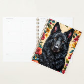 Duitse herdershond omringd door levendige bloemen planner (Display)