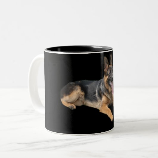 Duitse Mok Shepherd On Black (Voorkant links)