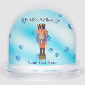 Duitse Nutkraker - Fröhliche Weihnachten Sneeuwbol (Achterkant)