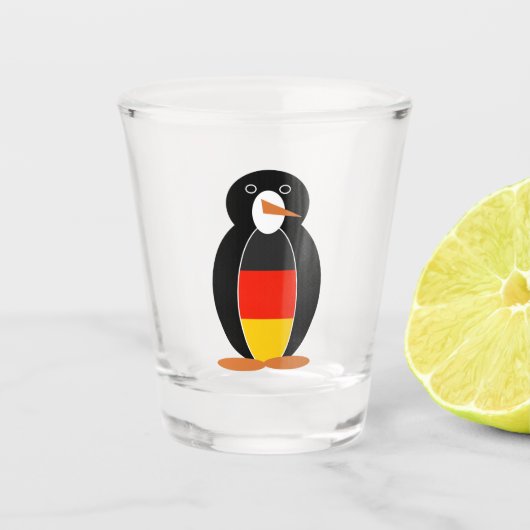 Duitse Pinguïn -- German Penguin Shot Glas (Voorkant)