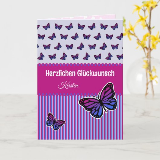 Duitse roze en lila vlinder aangepaste tekst kaart (Gele Bloem)