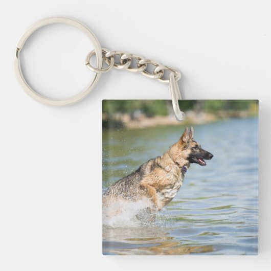 Duitse schaapherreepjes in water sleutelhanger (Voorkant)