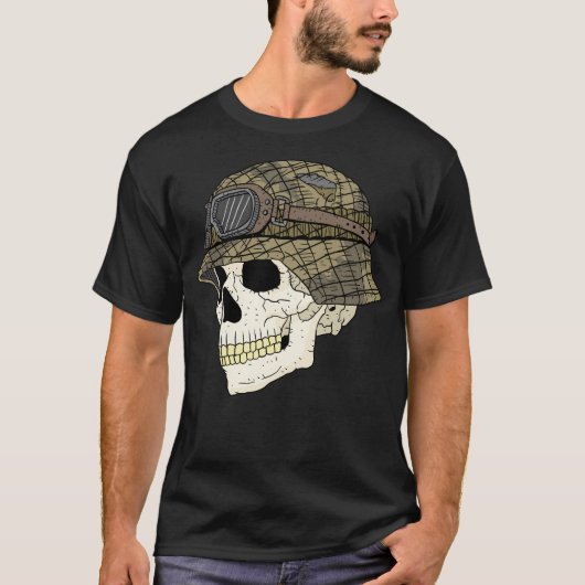 Duitse Stahlhelm en schedel. T-shirt (Voorkant)