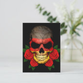 Duitse vlaggenschedel met rode rozen briefkaart (Staand voorkant)