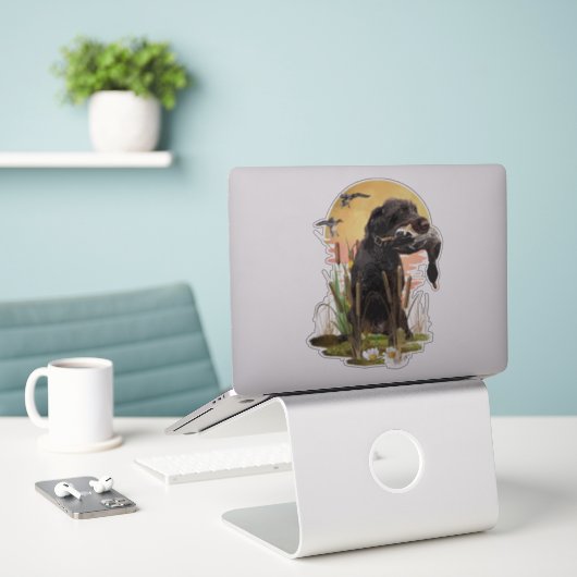 Duitse Wirehaire Pointer jaagt op eend Sticker (Laptop op bureau)