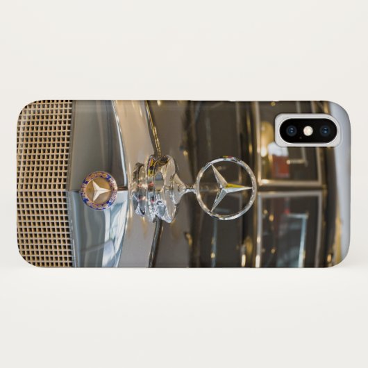 Duitsland, Baden-Wurttemberg, Stuttgart. Mercedes Case-Mate iPhone Case (Achterkant (horizontaal))