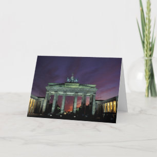 Duitsland, Berlijn. Brandenburger Gate 's nachts. Kaart