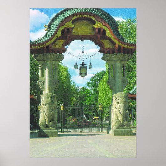 Duitsland, Berlijn, Zoo, Elephant Entrance Poster (Voorkant)