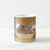 Duiven in haar Nest Bowl Mok (Center)