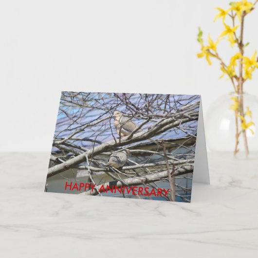 Duivenpaar tussen de takken, GELUKKIG JUBILEUM Kaart (Gele Bloem)