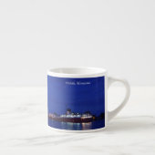 Duluth Aerial Lift Bridge & John G. Munson Espresso Kop (Rechts)