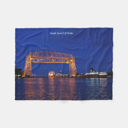Duluth Aerial Lift Bridge & John G. Munson Fleece Deken (Voorkant (Horizontaal))