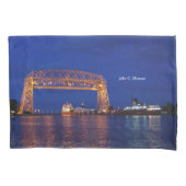 Duluth Aerial Lift Bridge & John G. Munson Kussensloop (Voorkant)