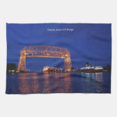 Duluth Aerial Lift Bridge & John G. Munson Theedoek (Horizontaal)